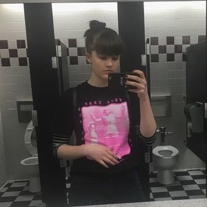 Meet your Posher, Chloe